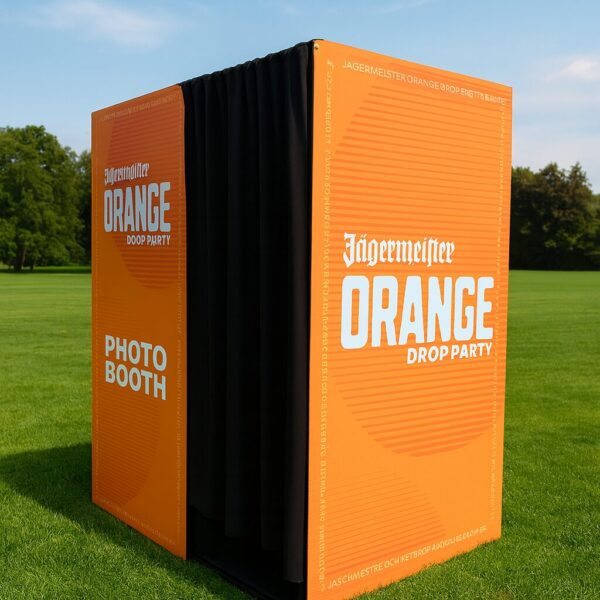 Gifie Photo Booth at a live event — photo 4