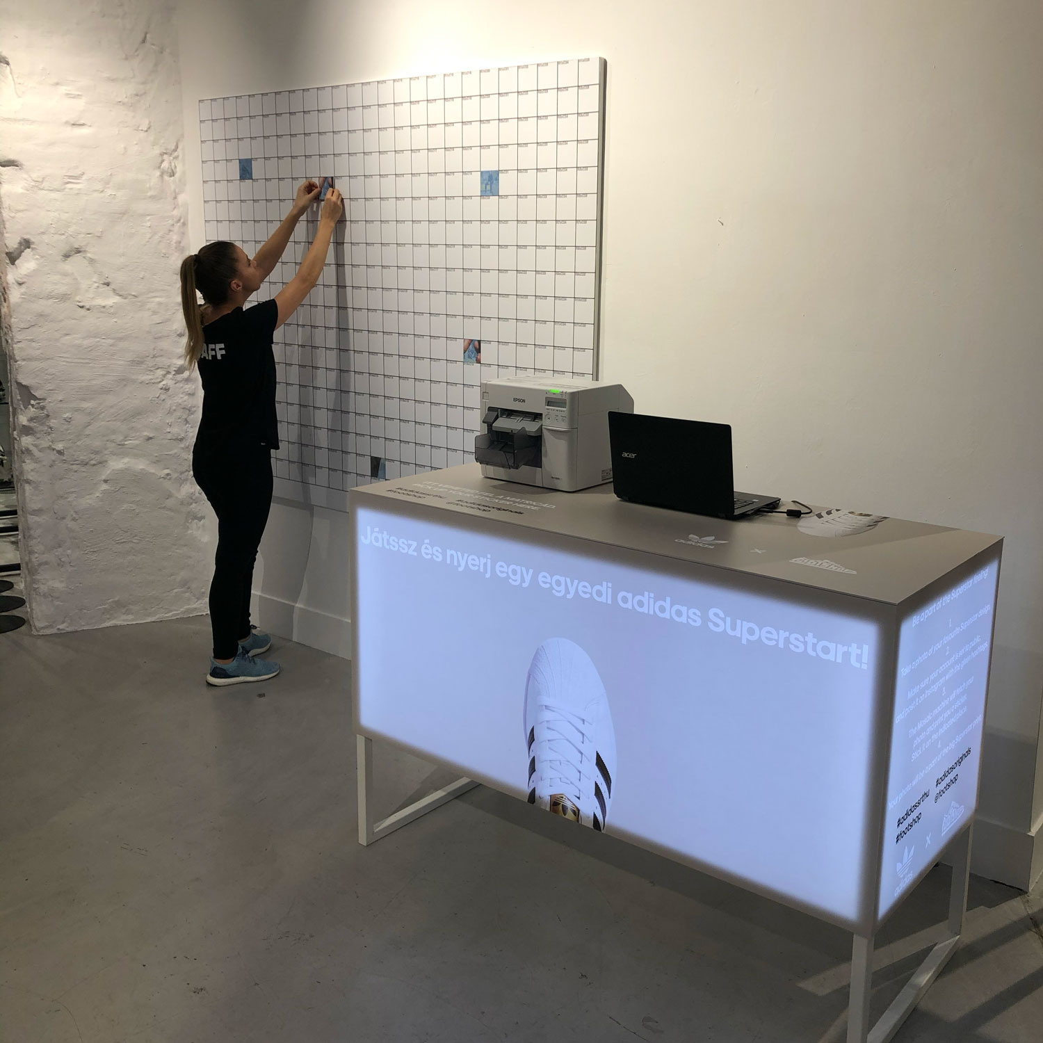 Mosaic Photo Wall — interactive event activation by Gifie