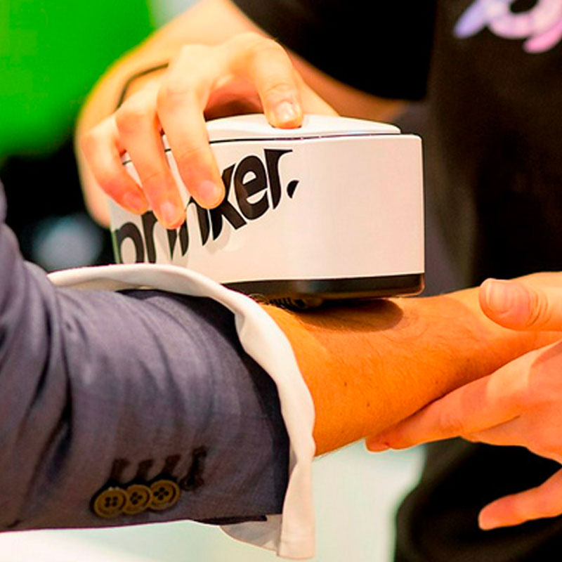 Prinker at a live event — photo 2