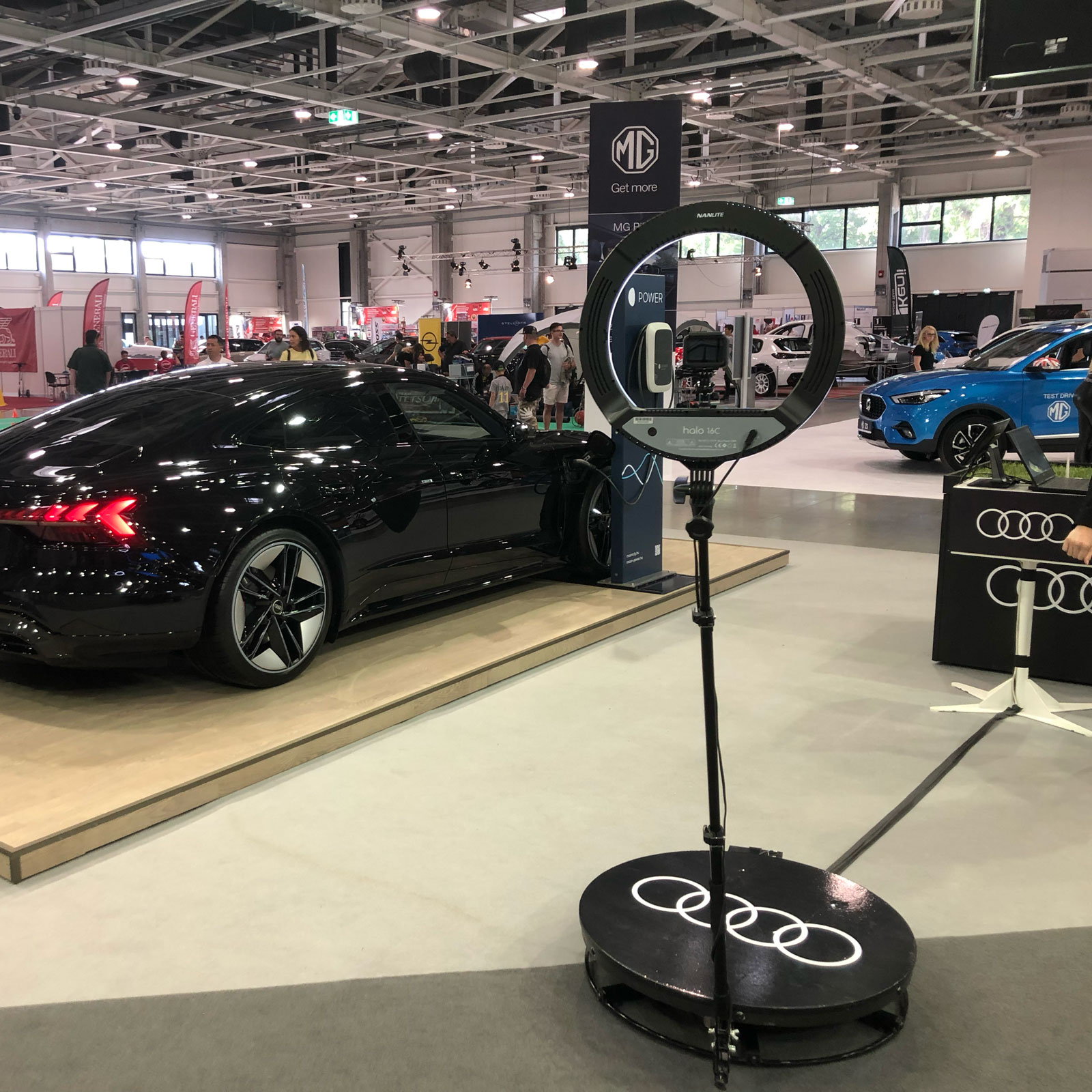 360 Spinner — interactive event activation by Gifie
