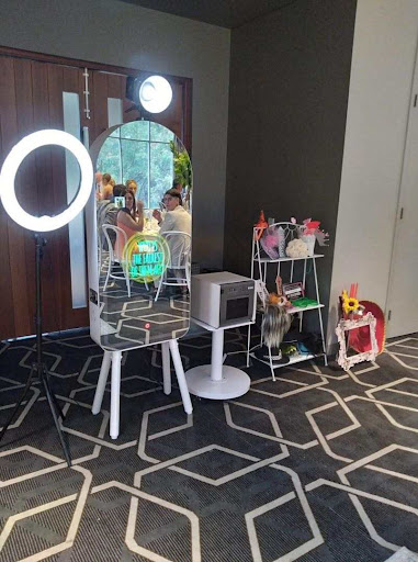 Gifie Mirror at a live event — photo 4