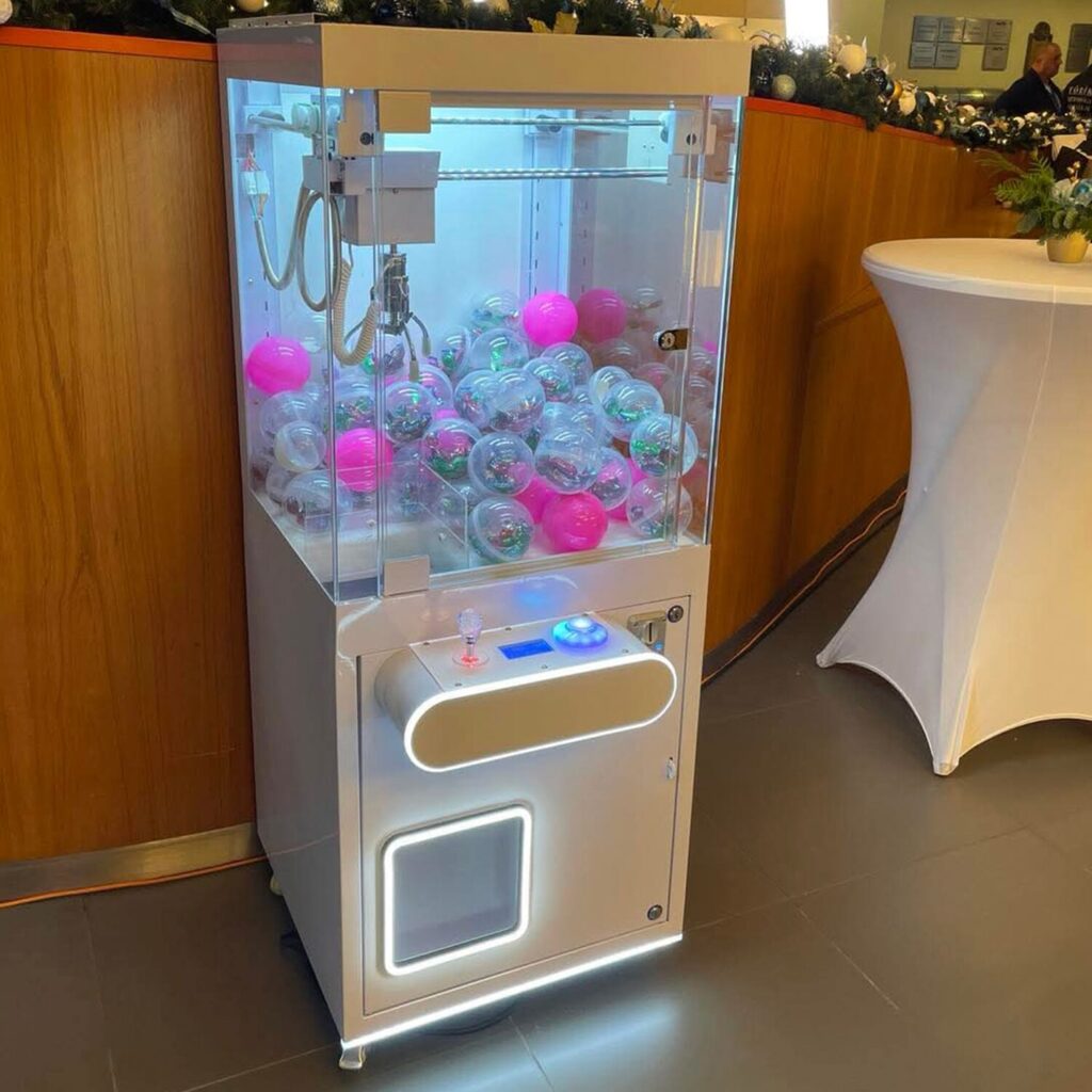 claw game Claw Game - Karomgép